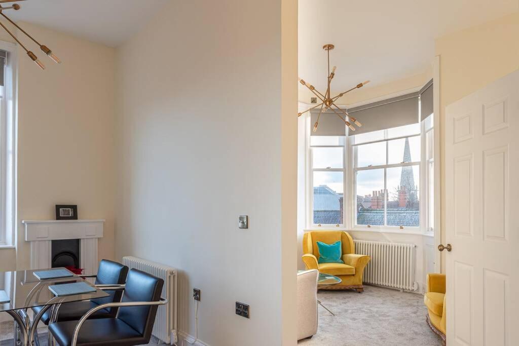 Luxury Apartment Rowntree House Across From The Shambles 约克 外观 照片