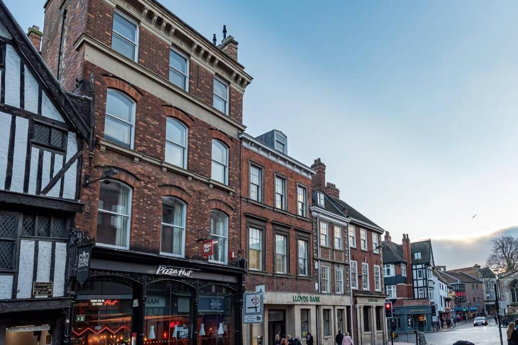 Luxury Apartment Rowntree House Across From The Shambles 约克 外观 照片