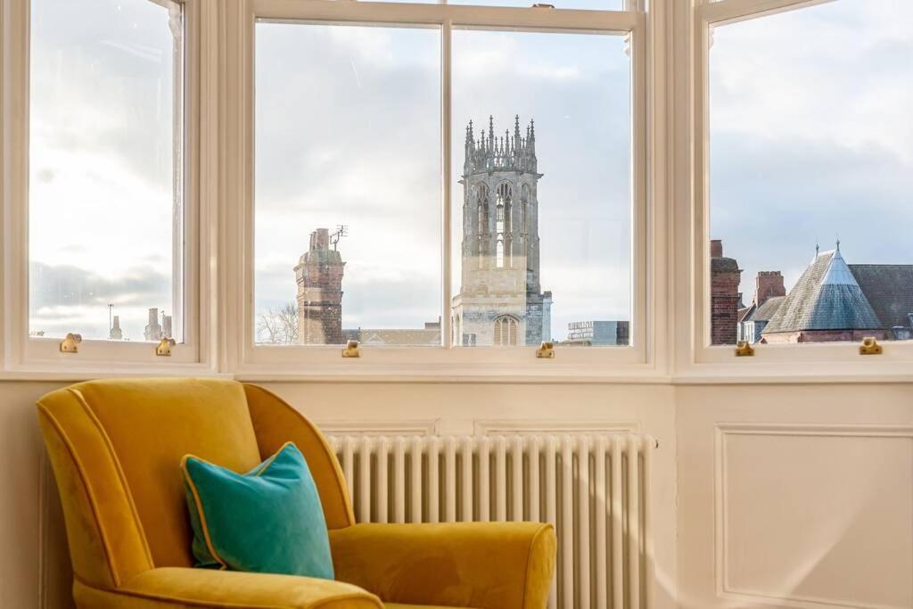 Luxury Apartment Rowntree House Across From The Shambles 约克 外观 照片