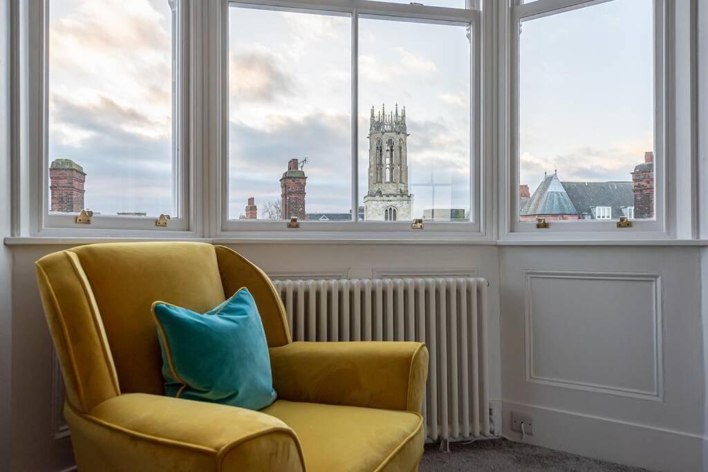 Luxury Apartment Rowntree House Across From The Shambles 约克 外观 照片
